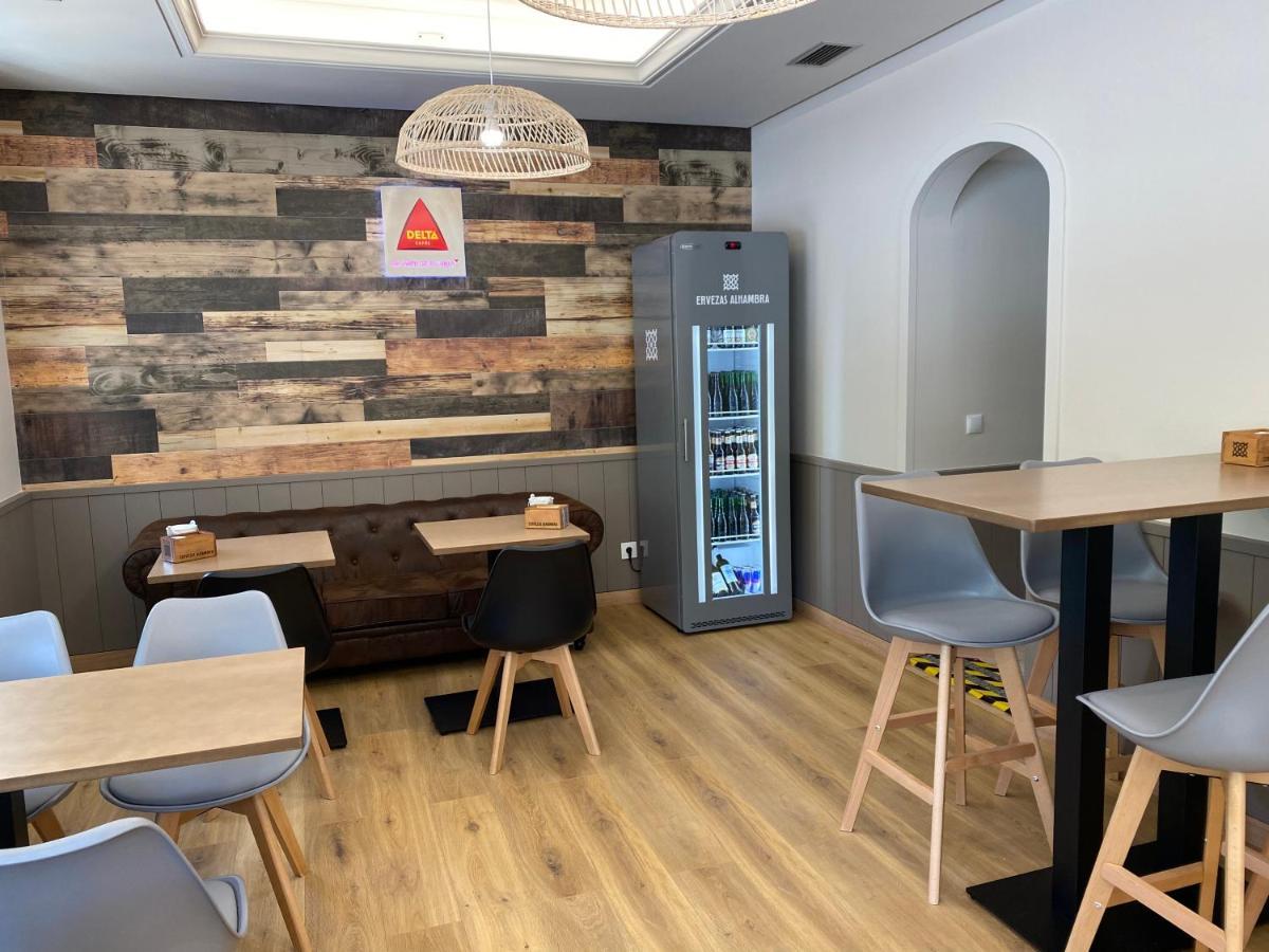 Saudade Hostal Cafeteria La Coruña Eksteriør bilde